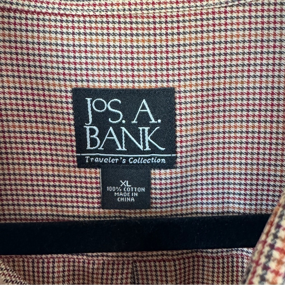 Jos. A. Bank Traveler’s Collection XL Men’s Check Button Down Shirt 100% Cotton - Picture 3 of 4